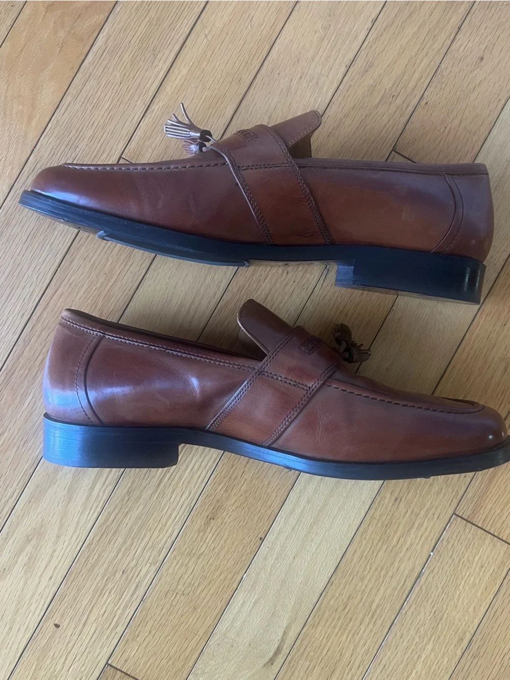 Johnston & Murphy 1046 Brown Leather Tassel Loafers Timeless Dress Shoes 9M